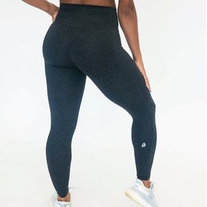 P’tula BARE 28” leggings in Midnight